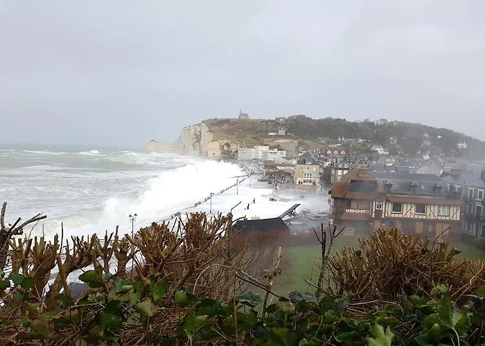 Le Friquet, Possibilite De Parking Apartament Étretat